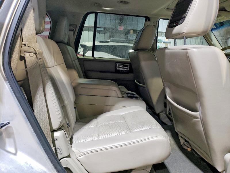 Photo 11 from auction – 2012 LINCOLN NAVIGATOR with VIN 5LMJJ2H52CEL05318