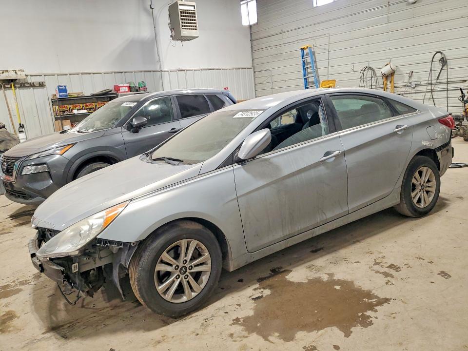 HYUNDAI SONATA GLS 2011 with VIN 5NPEB4AC5BH201916 - Photo from auction