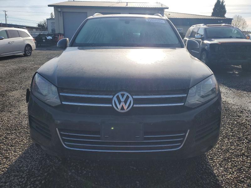 Photo 5 from auction – 2012 VOLKSWAGEN TOUAREG V6 with VIN WVGFF9BPXCD000104
