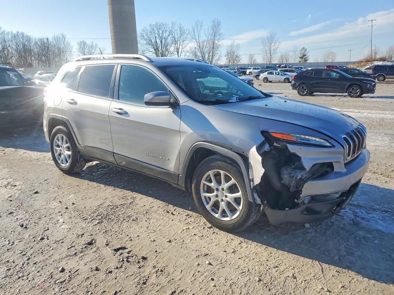 Photo 4 from auction – 2015 JEEP CHEROKEE L with VIN 1C4PJMCS1FW697846