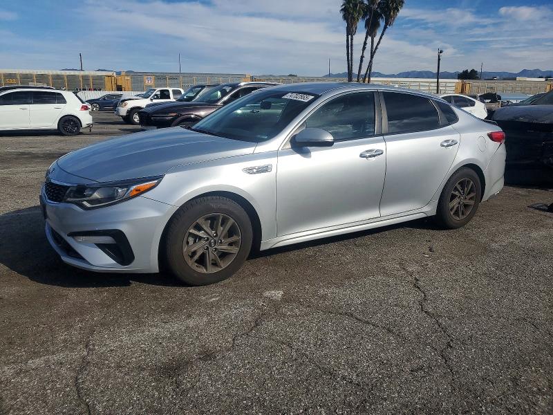 KIA OPTIMA LX 2019 with VIN 5XXGT4L36KG308455 - Photo from auction