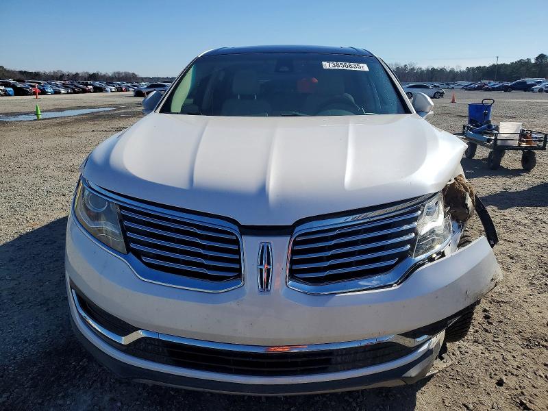 Photo 5 from auction – 2016 LINCOLN MKX RESERV with VIN 2LMTJ8LR7GBL57719