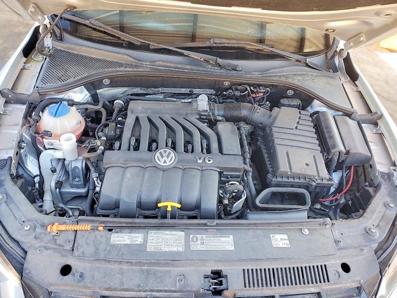 Photo 11 from auction – 2012 VOLKSWAGEN PASSAT with VIN 1VWBM7A32CC043494