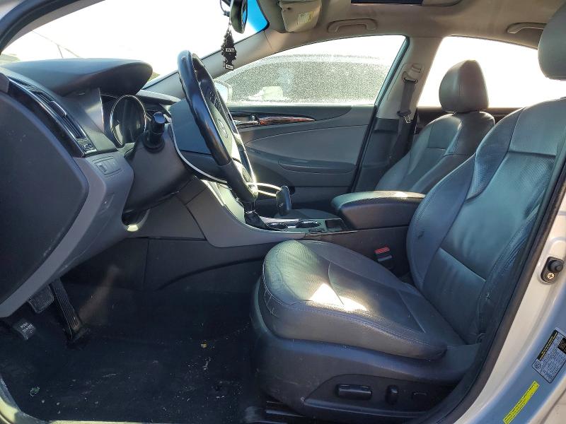 Photo 7 from auction – 2011 HYUNDAI SONATA SE with VIN 5NPEC4AC9BH098965