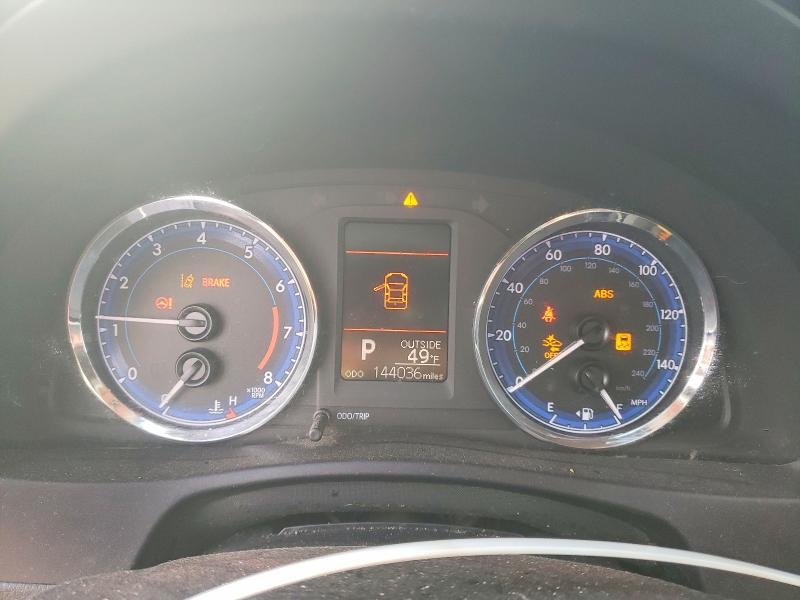 Photo 9 from auction – 2018 TOYOTA COROLLA L with VIN 5YFBURHE0JP745520