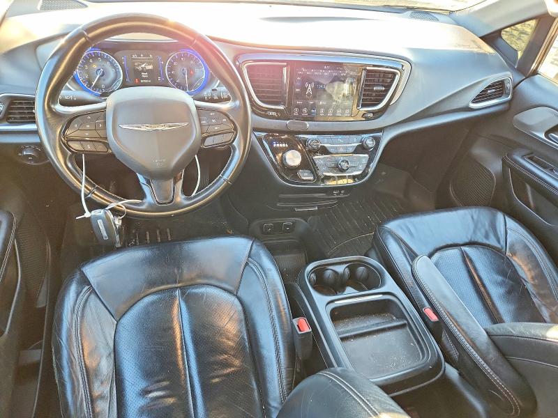 Photo 8 from auction – 2018 CHRYSLER PACIFICA T with VIN 2C4RC1BG0JR183101