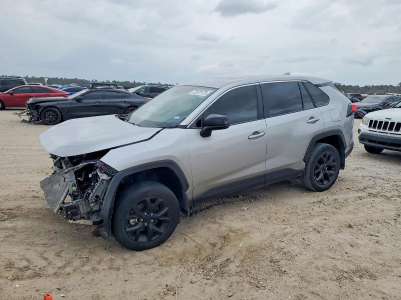 TOYOTA RAV4 LE 2025 with VIN 2T3H1RFV8SC321839 - Photo from auction