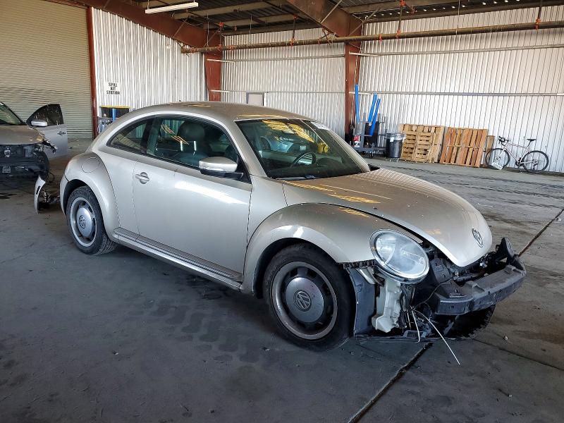 Photo 4 from auction – 2012 VOLKSWAGEN BEETLE with VIN 3VWJP7AT0CM659518