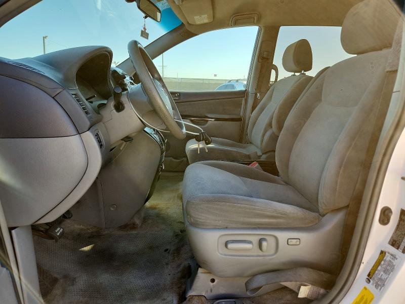 Photo 7 from auction – 2005 TOYOTA SIENNA with VIN 5TDZA23C15S311253