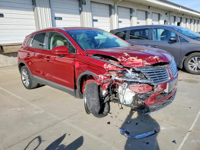 Photo 4 from auction – 2016 LINCOLN MKC SELECT with VIN 5LMCJ2D93GUJ24306