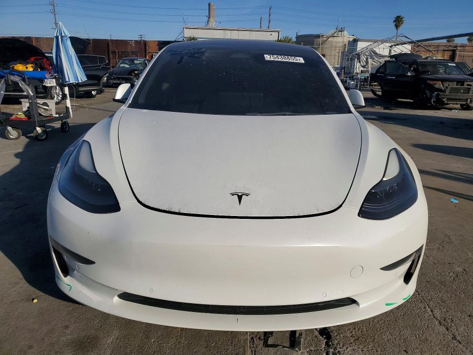 Photo 5 from auction – 2022 TESLA MODEL 3 with VIN 5YJ3E1EA4NF301966
