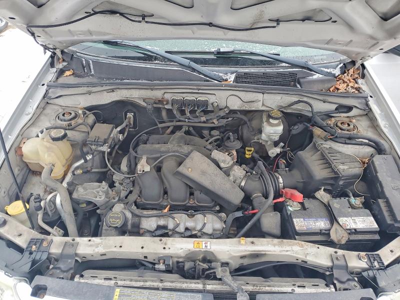 Photo 11 from auction – 2008 FORD ESCAPE XLT with VIN 1FMCU03158KC60282