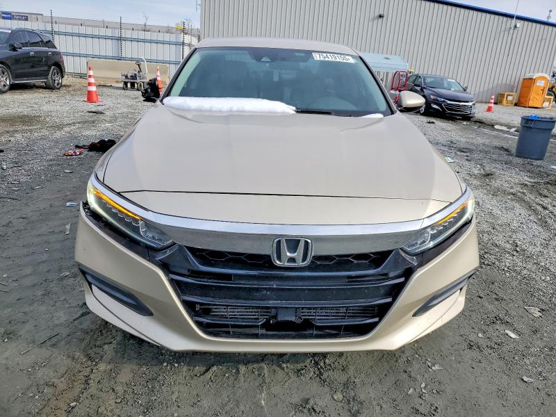 Photo 5 from auction – 2018 HONDA ACCORD with VIN 1HGCV1F13JA096868