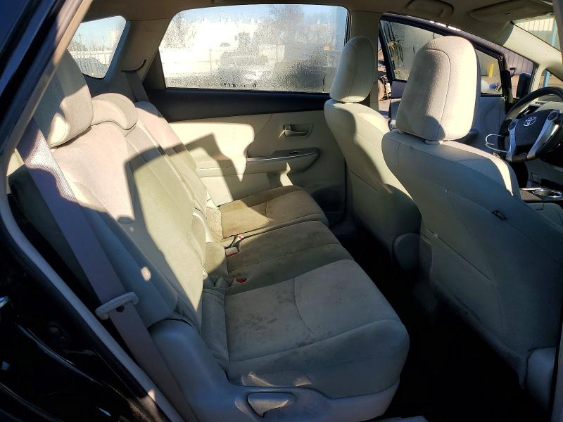 Photo 10 from auction – 2014 TOYOTA PRIUS V with VIN JTDZN3EU1EJ000919