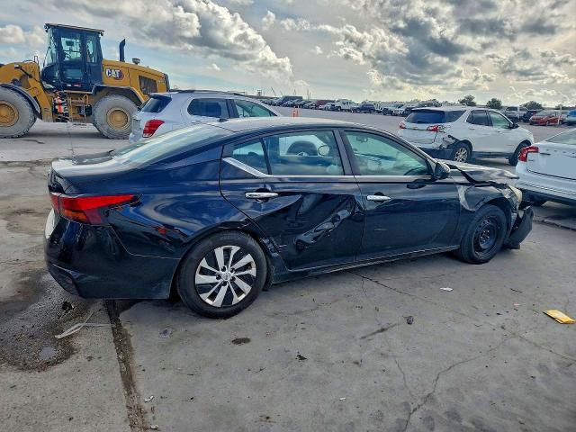 Photo 3 from auction – 2020 NISSAN ALTIMA with VIN 1N4BL4BV0LC238102