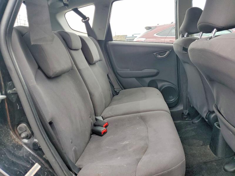 Photo 11 from auction – 2011 HONDA FIT with VIN JHMGE8H39BC010619