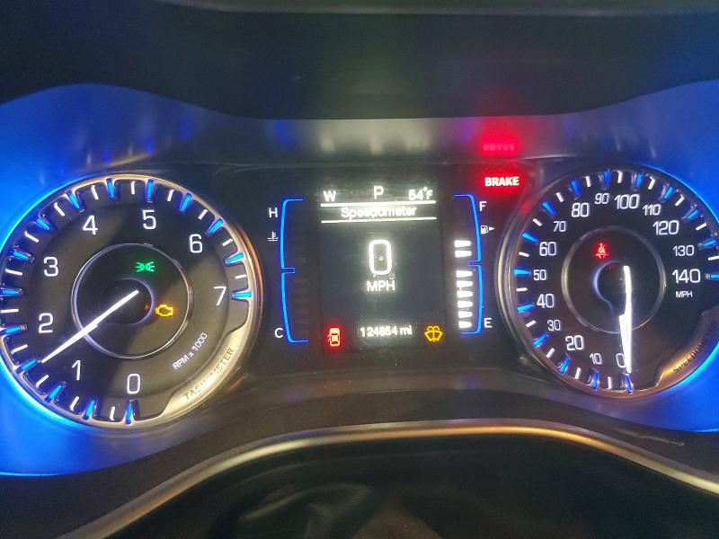 Photo 9 from auction – 2015 CHRYSLER 200 LIMITE with VIN 1C3CCCAB5FN541731