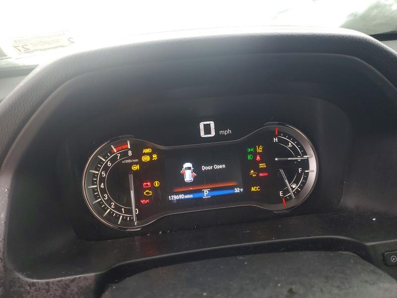 Photo 9 from auction – 2016 HONDA PILOT TOUR with VIN 5FNYF6H9XGB055266