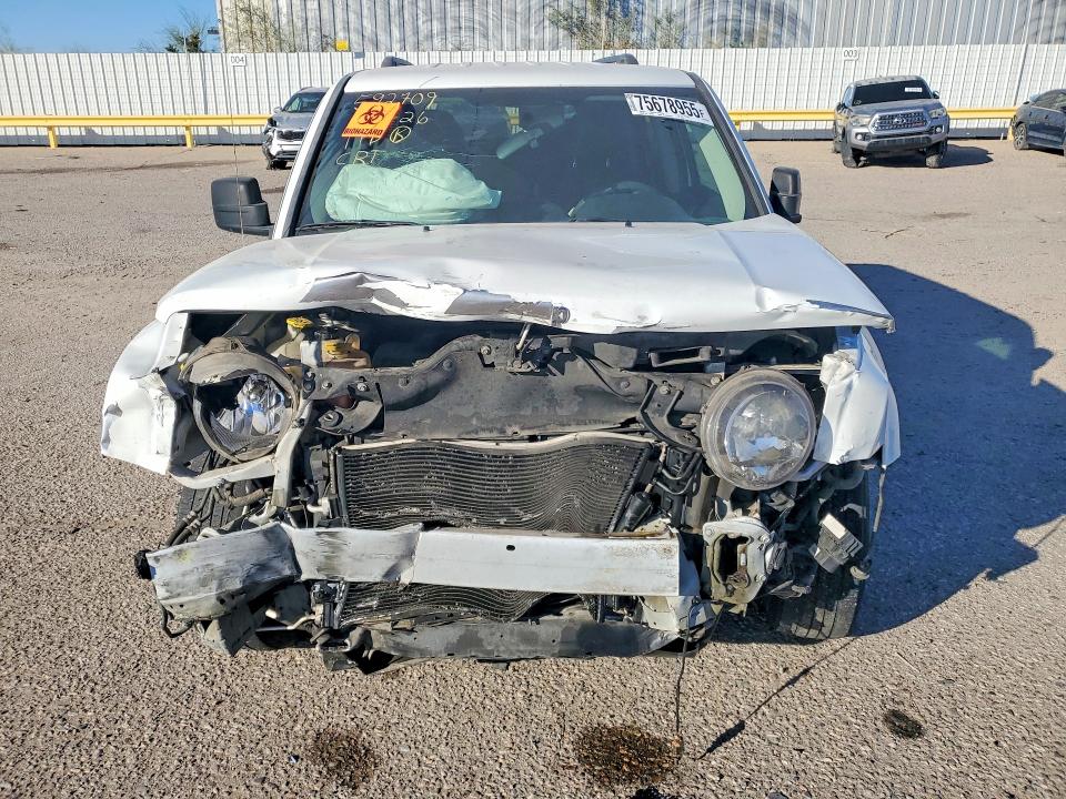 Photo 5 from auction – 2014 JEEP PATRIOT SP with VIN 1C4NJPBB1ED890678