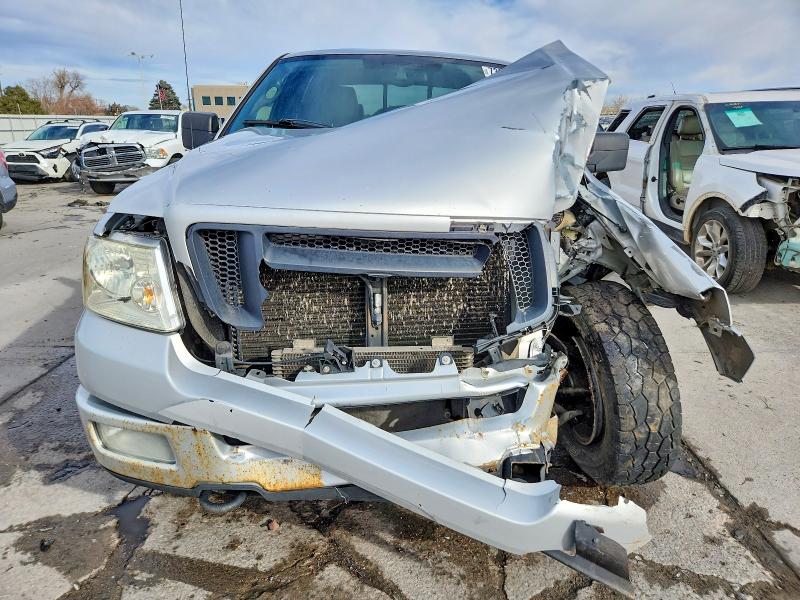 Photo 5 from auction – 2005 FORD F150 with VIN 1FTPW145X5KE58004