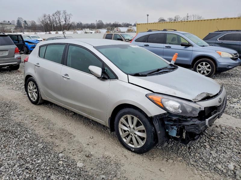 Photo 4 from auction – 2014 KIA FORTE EX with VIN KNAFX5A82E5241332