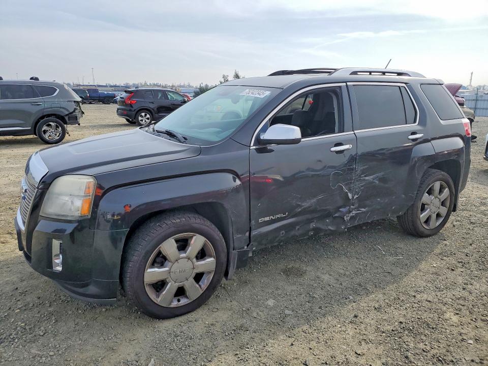 GMC TERRAIN DE 2013 with VIN 2GKFLZE32D6335125 - Photo from auction