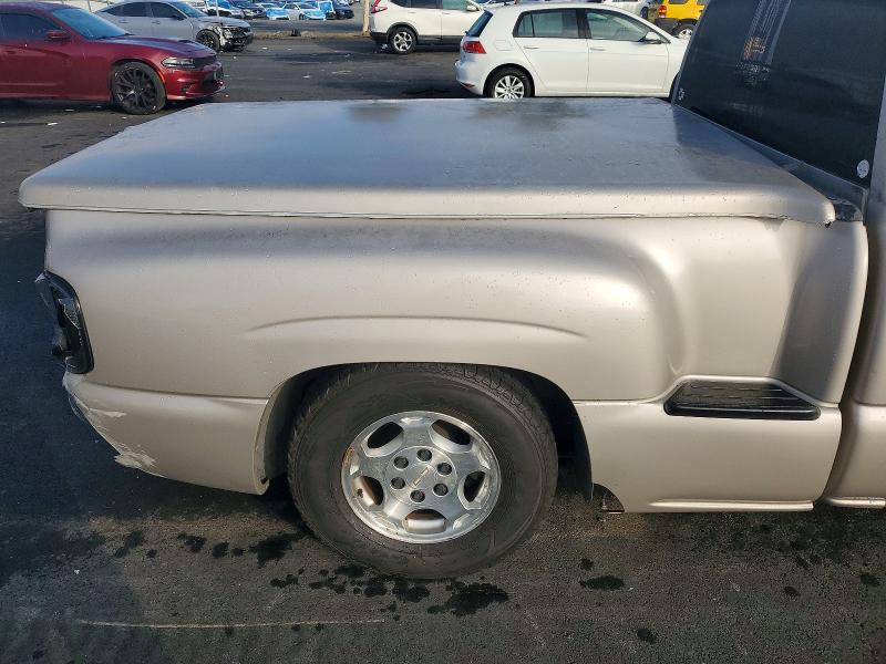 Photo 10 from auction – 2004 CHEVROLET SILVERADO with VIN 1GCEC14V74Z288805