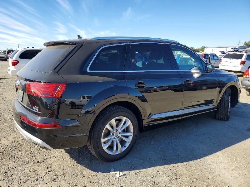 Photo 3 from auction – 2017 AUDI Q7 PREMIUM with VIN WA1AAAF78HD032589