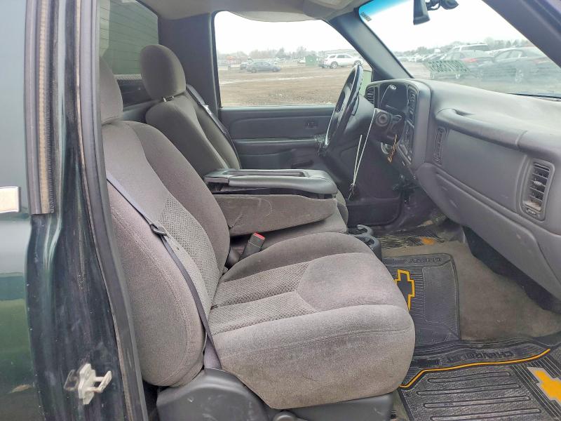 Photo 10 from auction – 2006 CHEVROLET SILVERADO with VIN 1GCEC14Z56Z243139