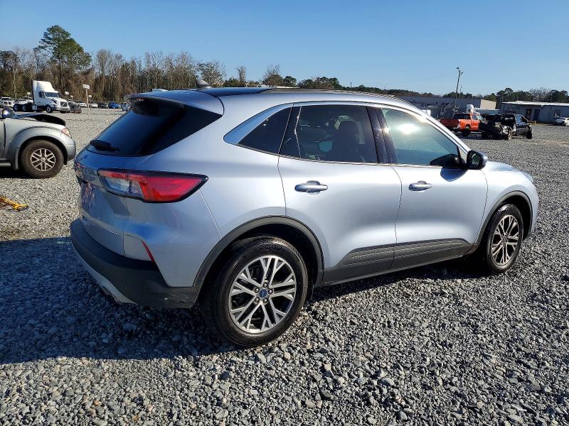 Photo 3 from auction – 2022 FORD ESCAPE with VIN 1FMCU9H64NUB05070