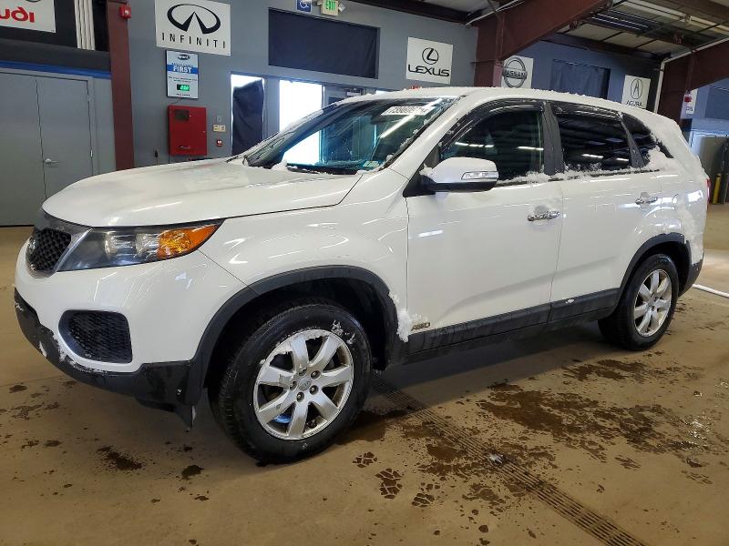 KIA SORENTO 2013 with VIN 5XYKTDA64DG376808 - Photo from auction