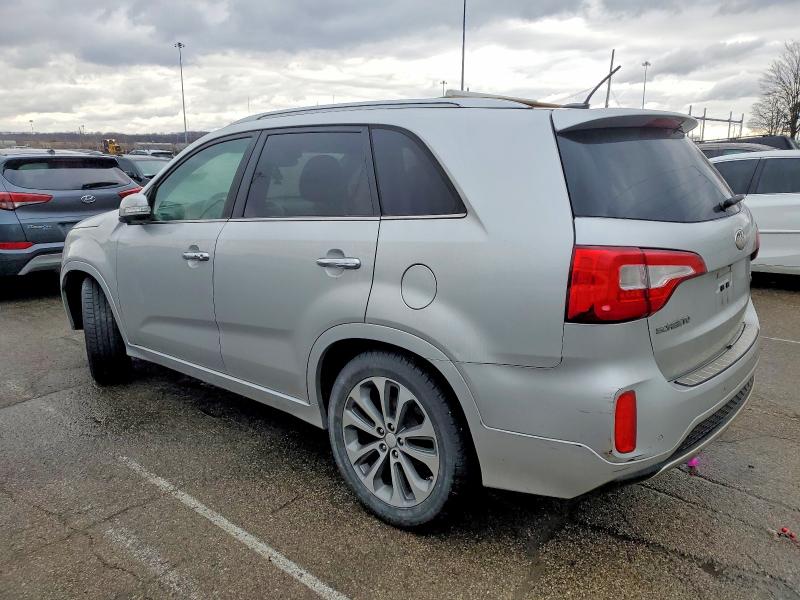 Photo 2 from auction – 2014 KIA SORENTO with VIN 5XYKW4A75EG535255