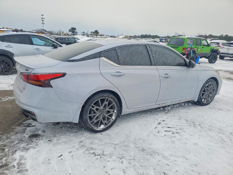 Photo 3 from auction – 2024 NISSAN ALTIMA with VIN 1N4AL4CV5RN300505