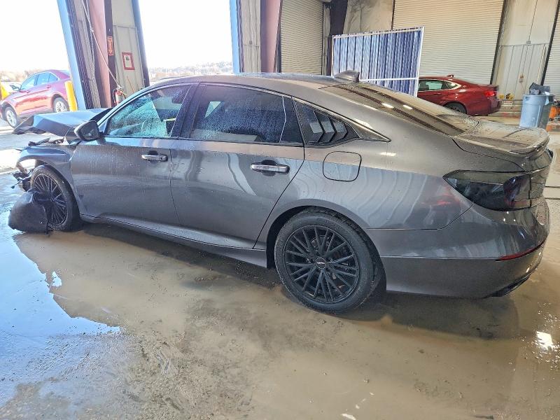 Photo 2 from auction – 2018 HONDA ACCORD SPO with VIN 1HGCV1F36JA012897