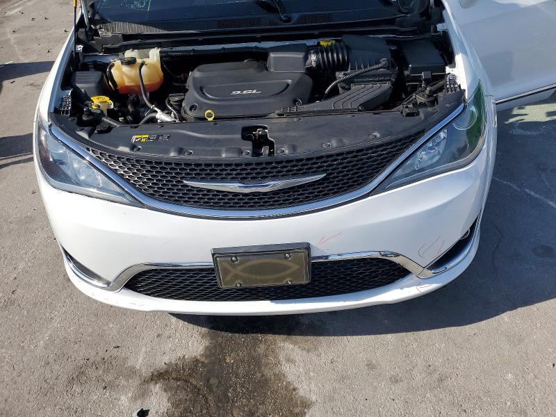 Photo 12 from auction – 2017 CHRYSLER PACIFICA with VIN 2C4RC1EG7HR669457