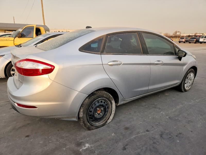 Photo 3 from auction – 2018 FORD FIESTA with VIN 3FADP4AJ9JM124705