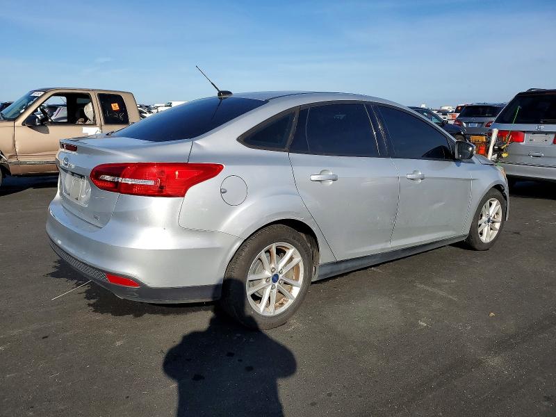 Photo 3 from auction – 2015 FORD FOCUS with VIN 1FADP3F28FL307646