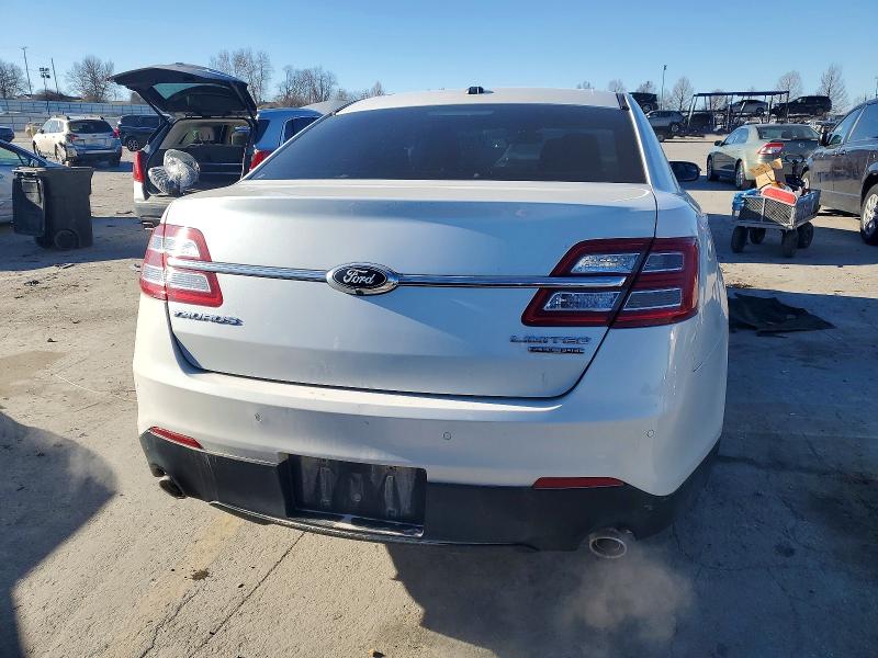 Photo 6 from auction – 2017 FORD TAURUS SEL with VIN 1FAHP2E88HG132246