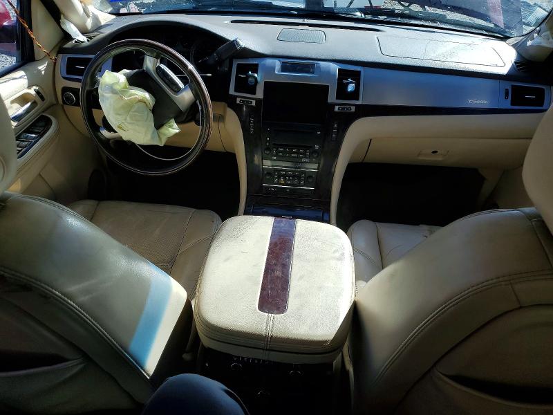 Photo 8 from auction – 2007 CADILLAC ESCALADE with VIN 1GYFK63817R320467