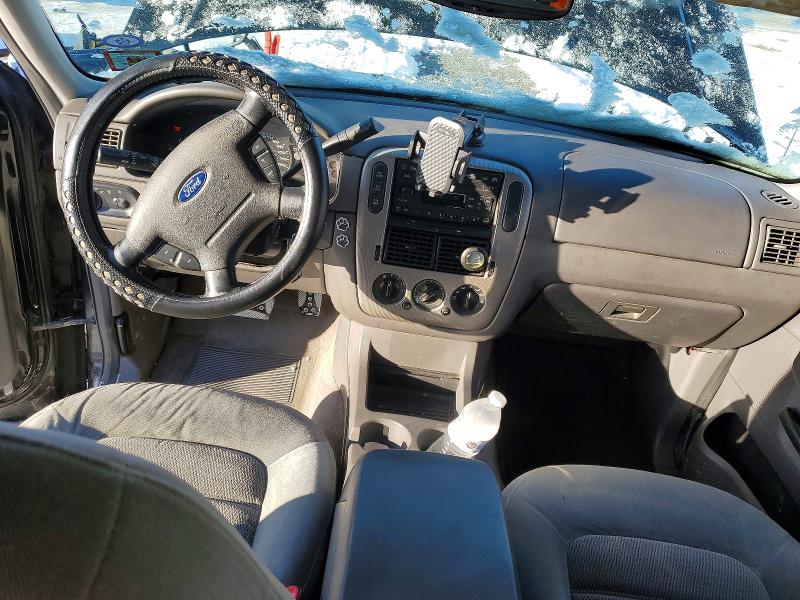 Photo 8 from auction – 2004 FORD EXPLORER X with VIN 1FMZU73K84UA10805