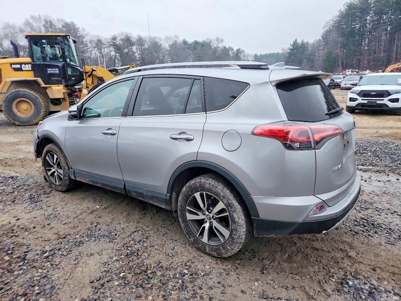 Photo 2 from auction – 2018 TOYOTA RAV4 ADVEN with VIN 2T3RFREV0JW714688