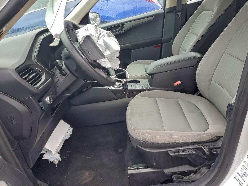 Photo 7 from auction – 2020 FORD ESCAPE S with VIN 1FMCU0F67LUB38897