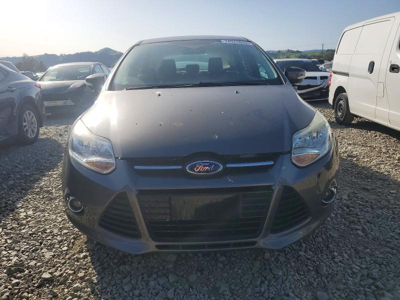 Photo 5 from auction – 2012 FORD FOCUS SEL with VIN 1FAHP3M28CL311681