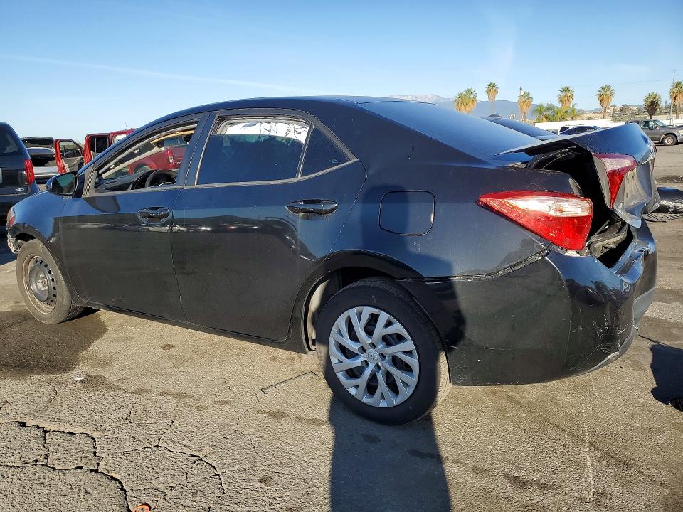 Photo 2 from auction – 2018 TOYOTA COROLLA L with VIN 5YFBURHE0JP855502