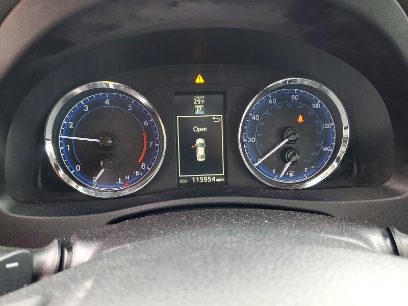 Photo 9 from auction – 2018 TOYOTA COROLLA L with VIN 2T1BURHE6JC090909
