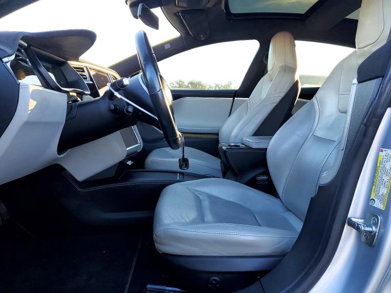 Photo 7 from auction – 2016 TESLA MODEL S with VIN 5YJSA1E1XGF142011