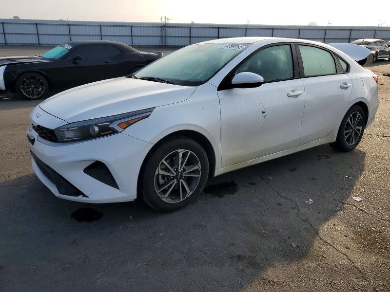 KIA FORTE 2023 with VIN 3KPF24AD4PE525870 - Photo from auction