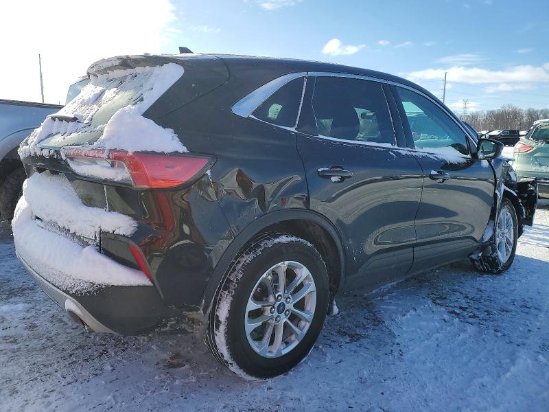 Photo 3 from auction – 2020 FORD ESCAPE SE with VIN 1FMCU0G60LUA74202