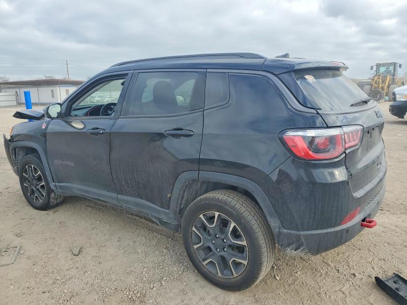 Photo 2 from auction – 2020 JEEP COMPASS with VIN 3C4NJDDB8LT170491