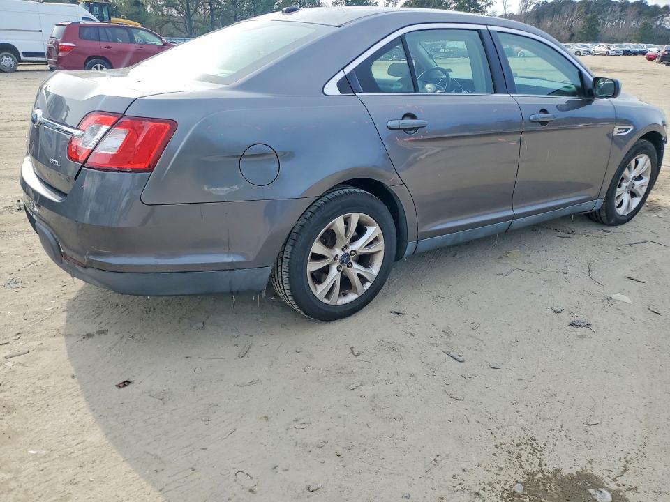 Photo 3 from auction – 2011 FORD TAURUS SEL with VIN 1FAHP2EW1BG147578
